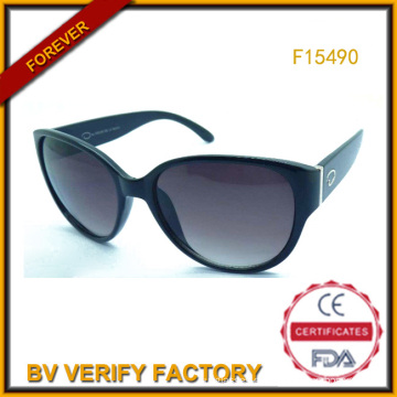 Gafas de sol plásticas baratas para la garantía comercial de mujeres (F15490)